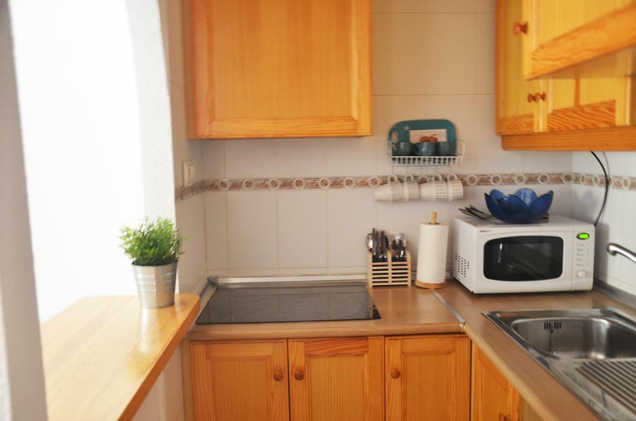 Pretty Studio With Swimming Pool Торевиеха Екстериор снимка
